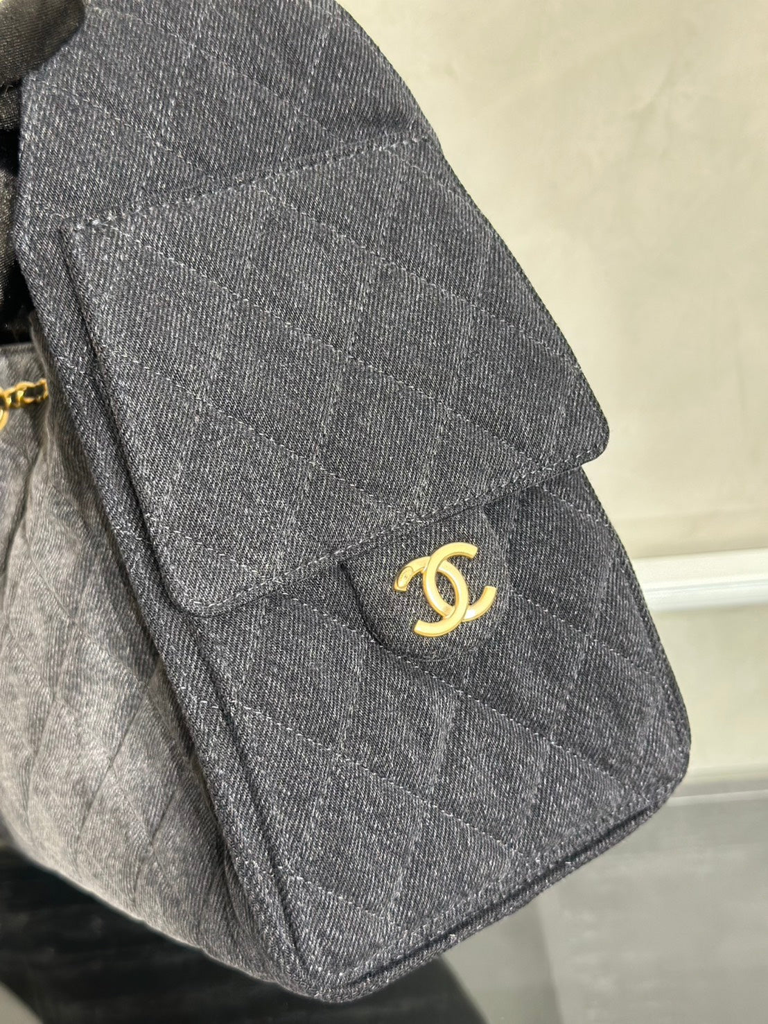 CHANEL 25 Hobo Bag - 小號牛仔漸層黑金