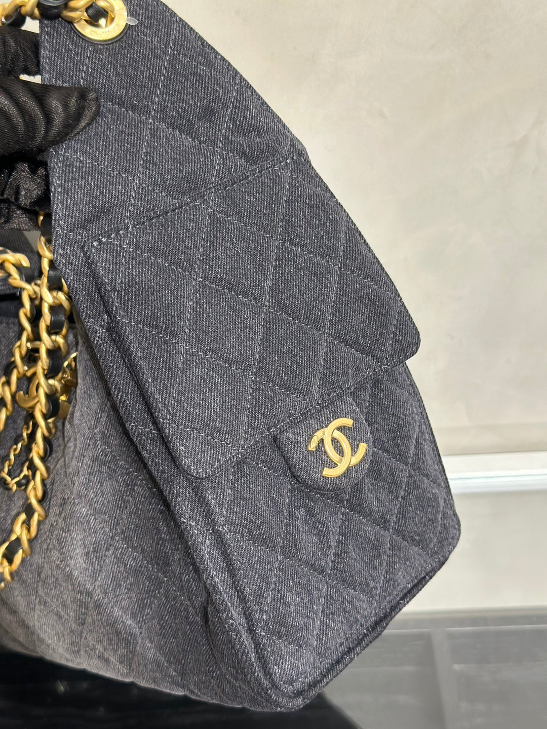 CHANEL 25 Hobo Bag - 小號牛仔漸層黑金