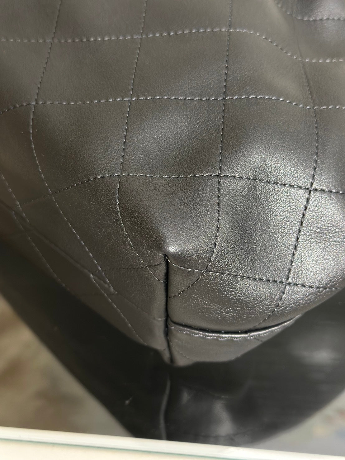 CHANEL 26C牛皮單肩嬉皮Hobo - 小號黑金