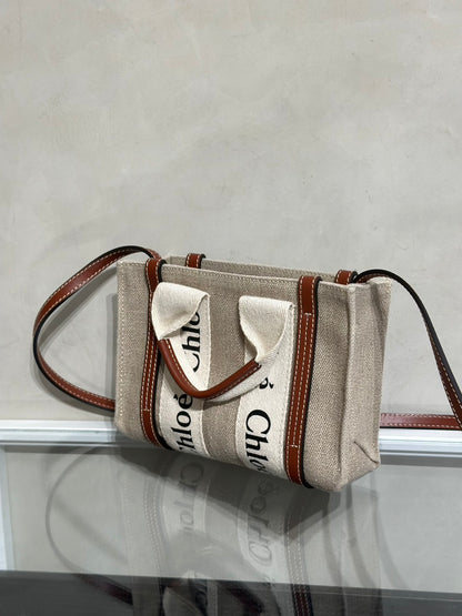 Chloe Woody Mini Tote - 棕