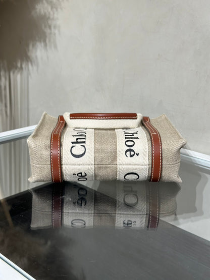 Chloe Woody Mini Tote - 棕