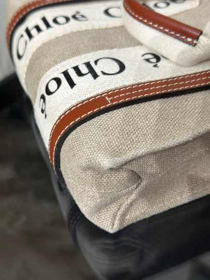 Chloe Woody Mini Tote - 棕