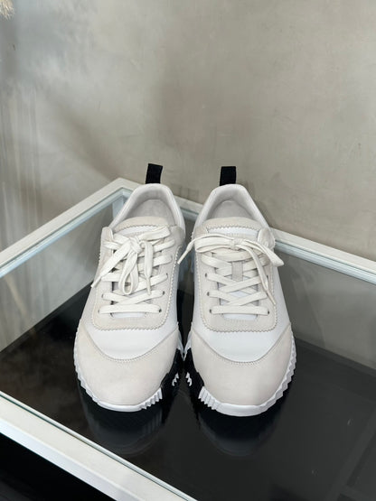 HERMES Bouncing小牛皮休閒鞋 - 白拚黑H 39.5