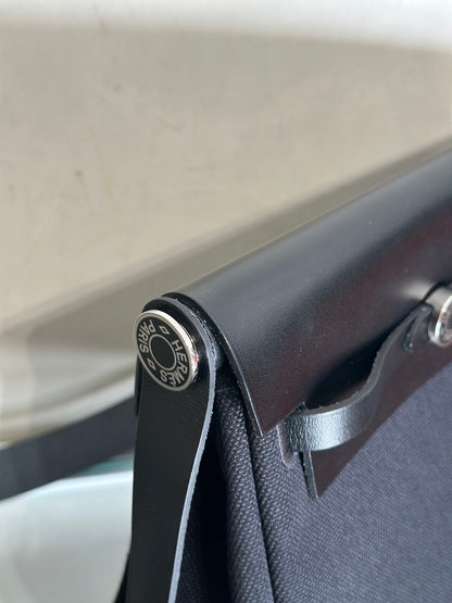 HERMES Herbag Zip 20 - 黑琺瑯銀釦 K