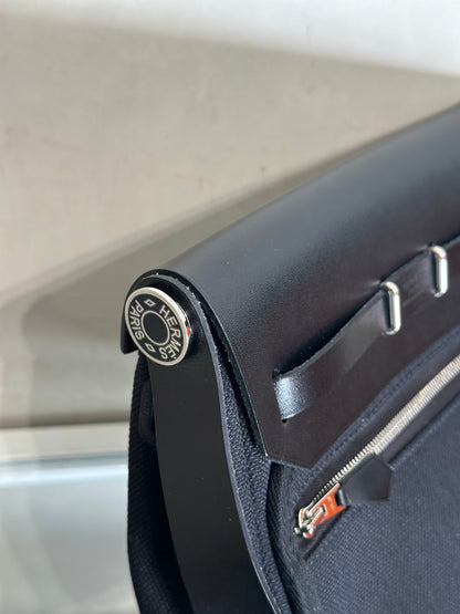 HERMES Herbag Zip 20 - 黑琺瑯銀釦 K
