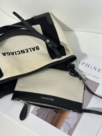 Balenciaga Navy cabas帆布托特