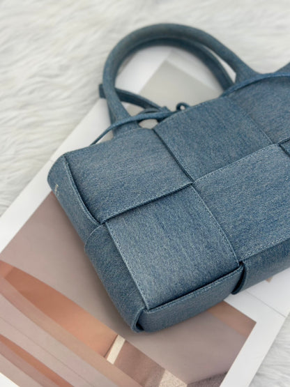 BOTTEGA VENETA Acro tote - 淺牛仔