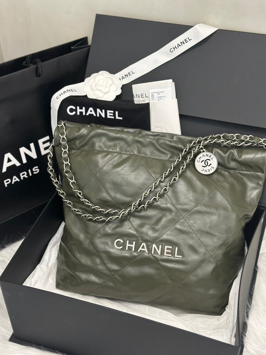 CHANEL 22 Bag - 小號古巴綠銀