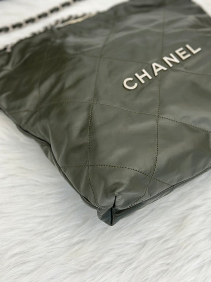 CHANEL 22 Bag - 小號古巴綠銀