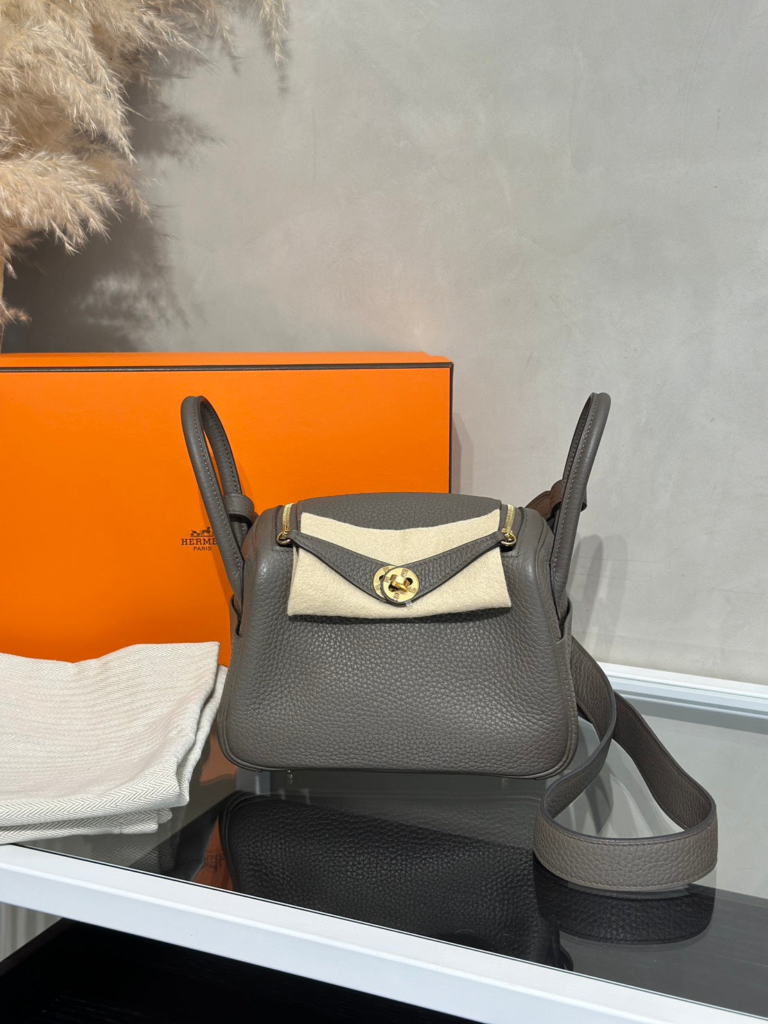 HERMES Mini Lindy - 錫器灰金 Y