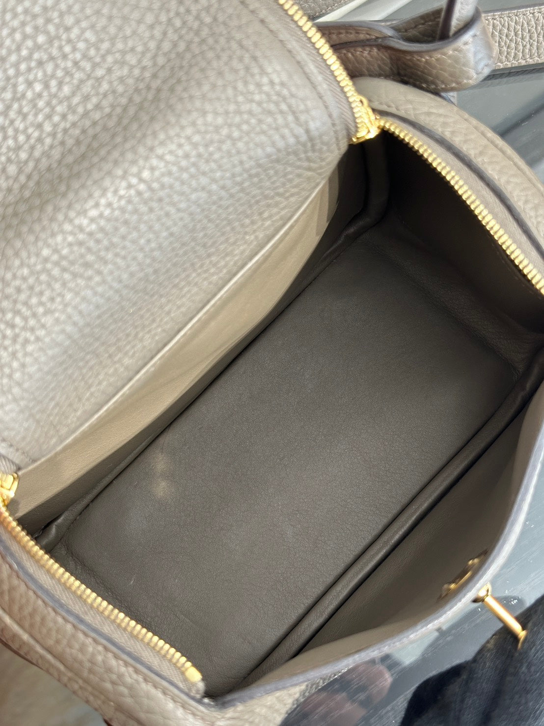 HERMES Mini Lindy - 錫器灰金 Y