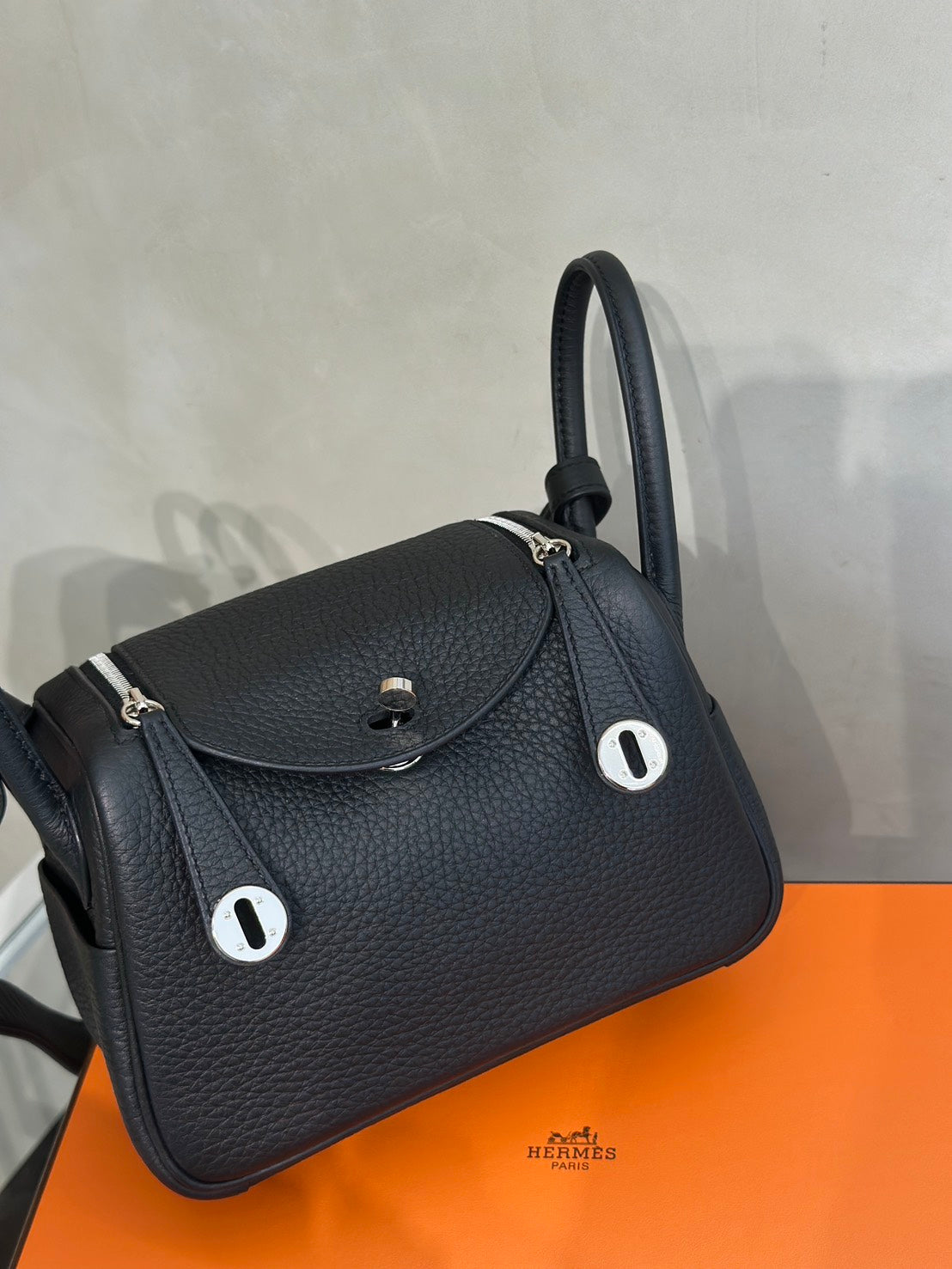 HERMES Mini Lindy ll - Noir 89 黑銀 W