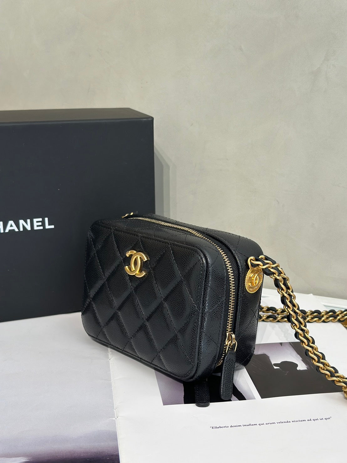 CHANEL 22A迷你相機包 - 黑金