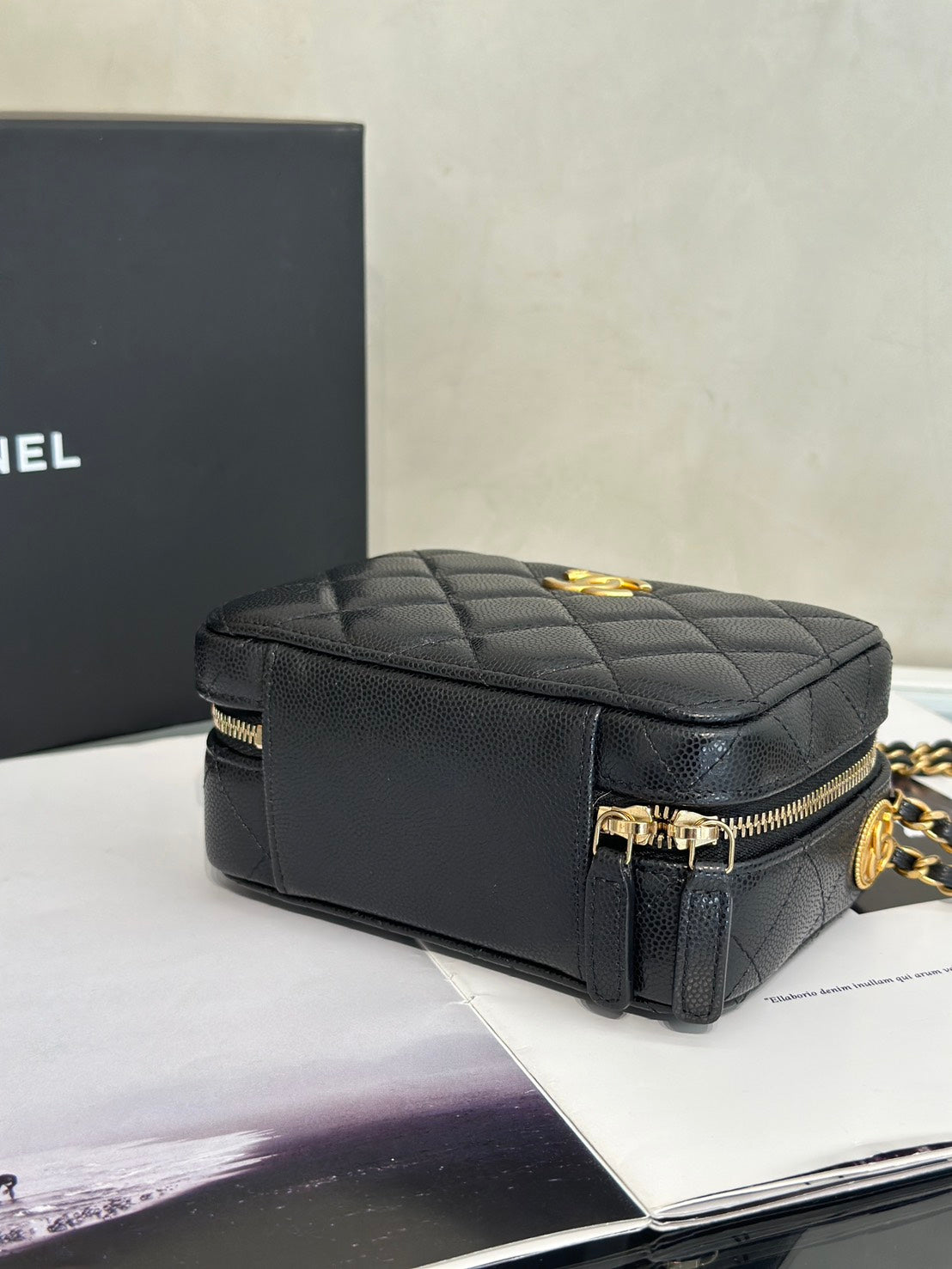 CHANEL 22A迷你相機包 - 黑金