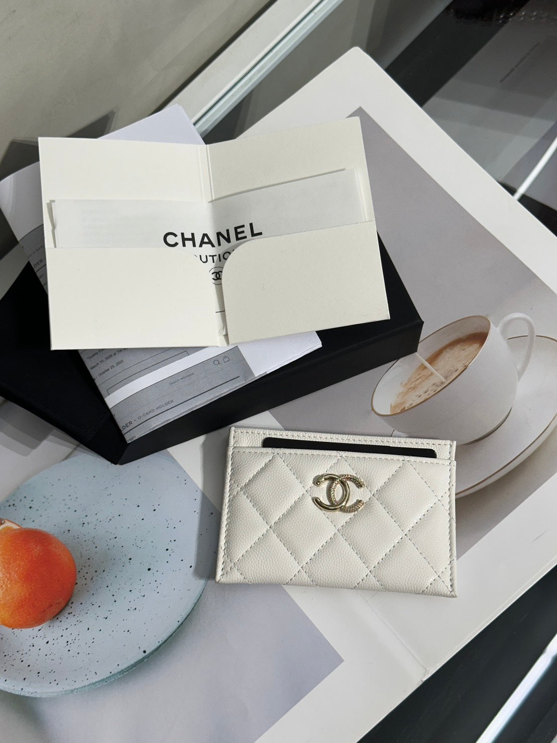 CHANEL 25K粒面牛皮名片夾 - 白金