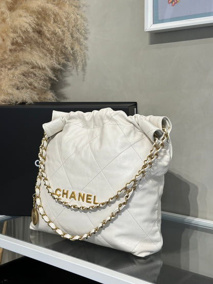 CHANEL 22 Bag - 小號白金