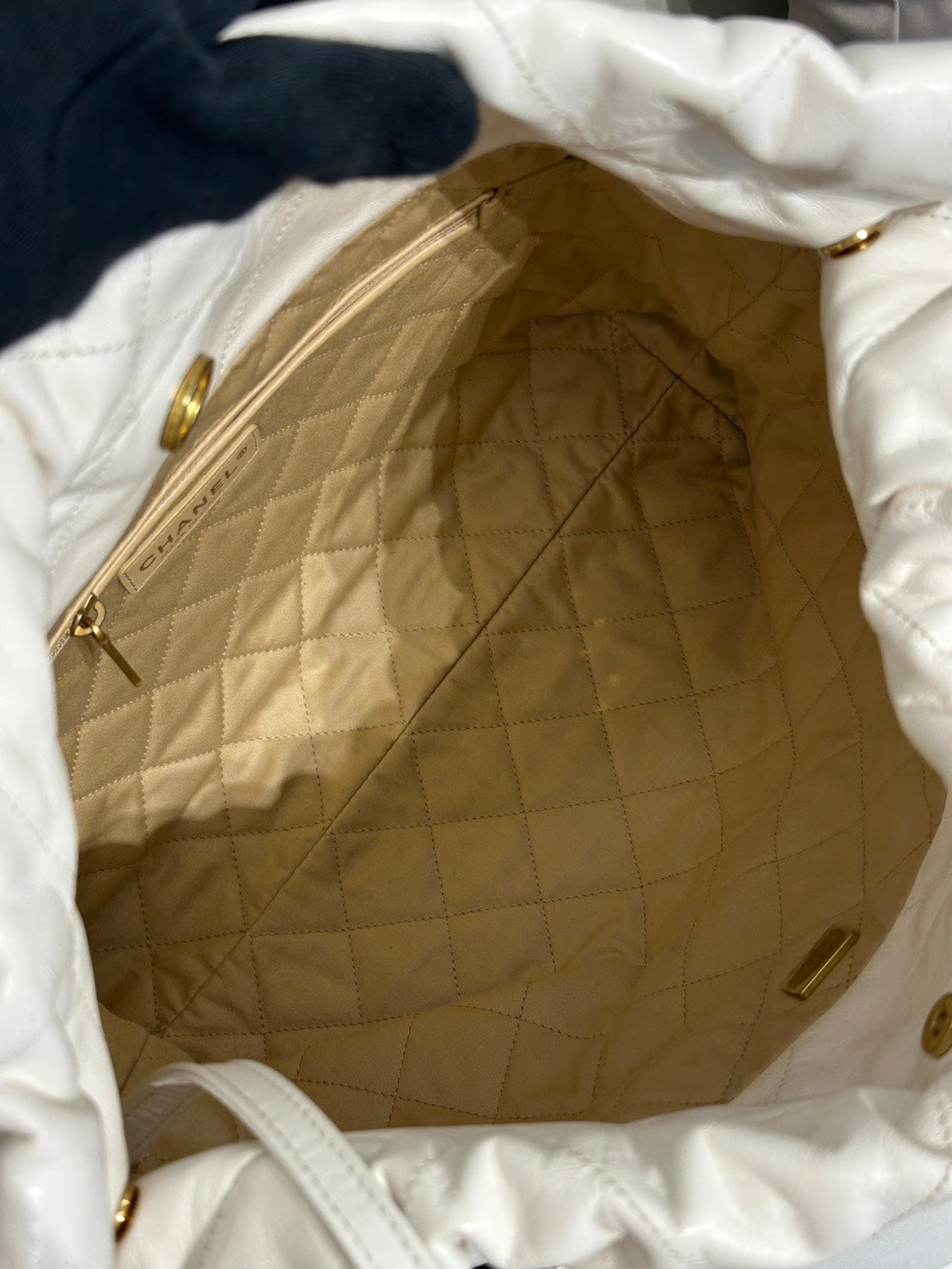 CHANEL 22 Bag - 小號白金