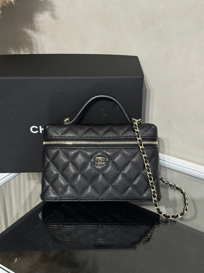 CHANEL LP粒面牛皮手提飯盒包 - 黑金