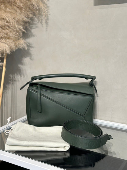 LOEWE Puzzle小牛皮手袋 - 小號綠