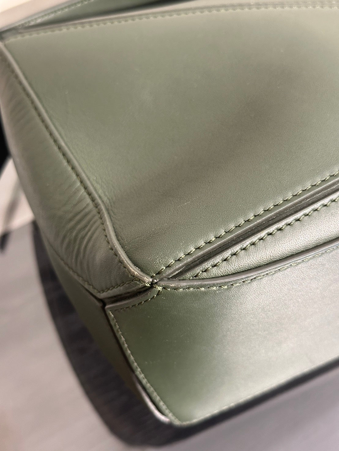 LOEWE Puzzle小牛皮手袋 - 小號綠