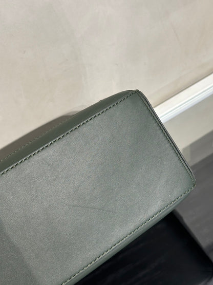LOEWE Puzzle小牛皮手袋 - 小號綠