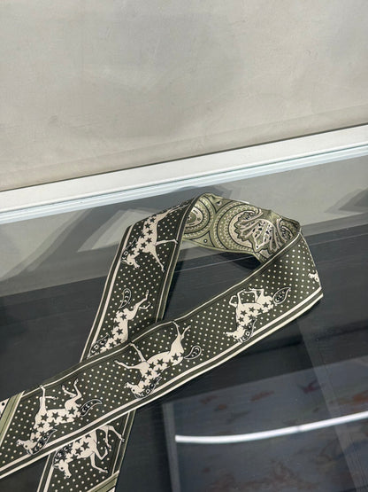 HERMES Cheval de Coeur Bandana愛心駿馬Twilly - 綠