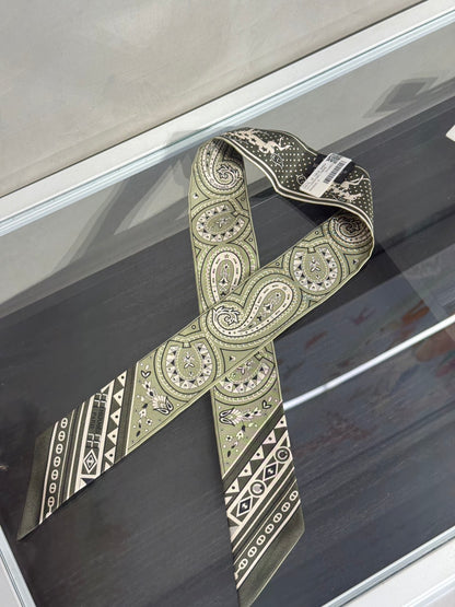 HERMES Cheval de Coeur Bandana愛心駿馬Twilly - 綠
