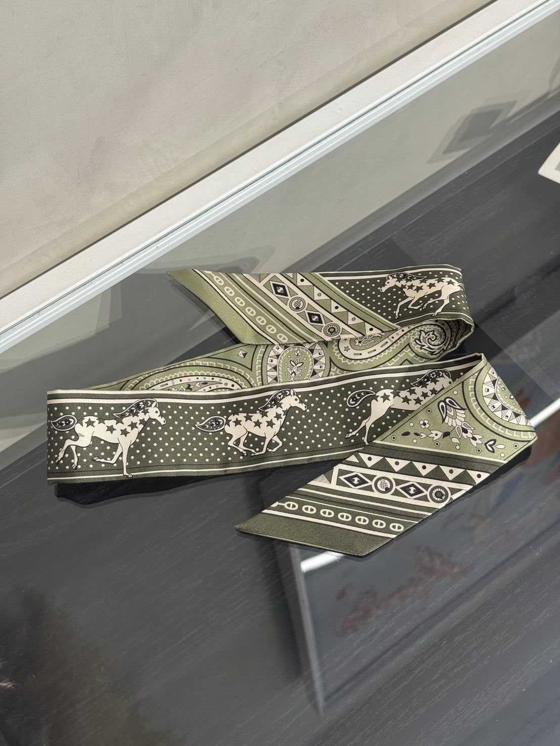 HERMES Cheval de Coeur Bandana愛心駿馬Twilly - 綠