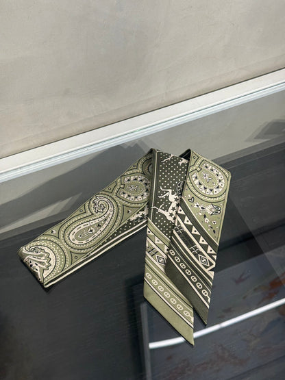 HERMES Cheval de Coeur Bandana愛心駿馬Twilly - 綠