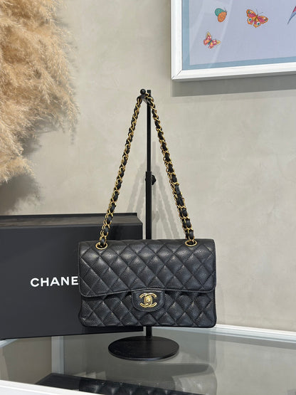 CHANEL 經典口蓋包 CF23 - 粒面牛皮黑金