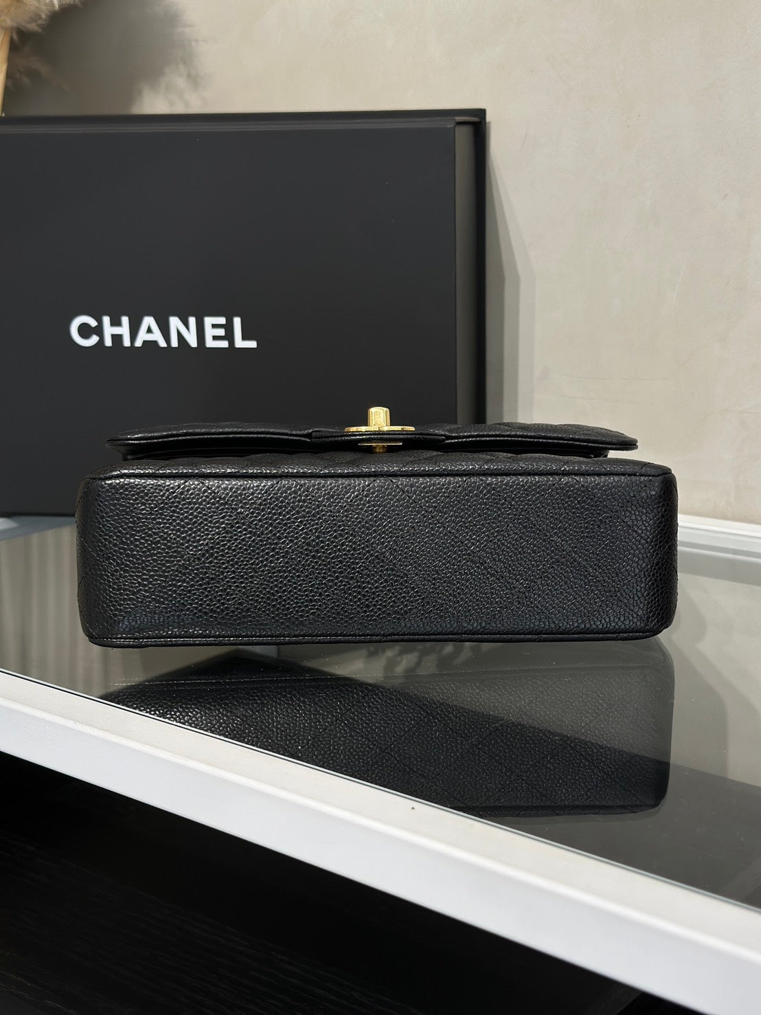 CHANEL 經典口蓋包 CF23 - 粒面牛皮黑金
