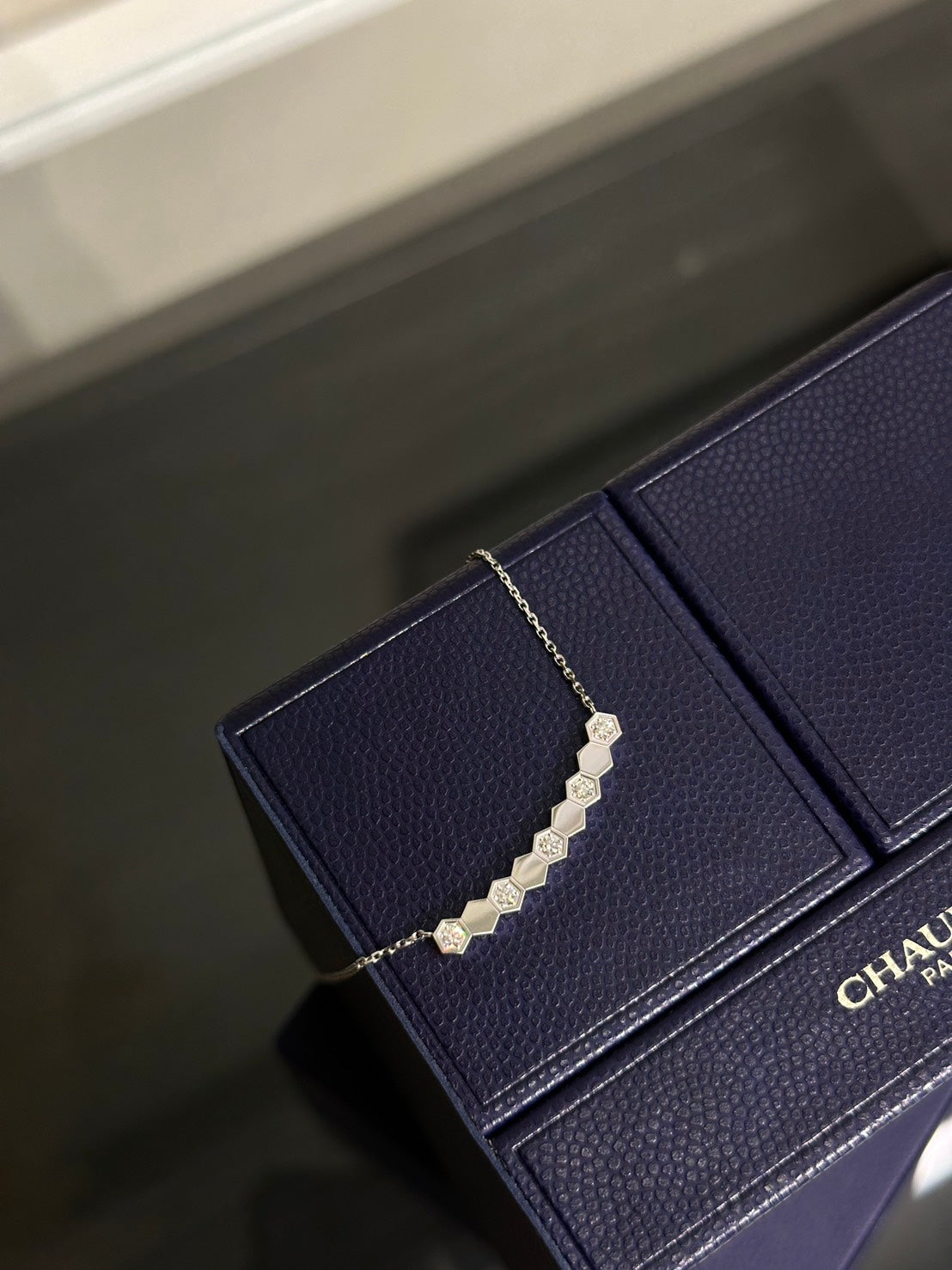 CHAUMET Bee de Chaumet 18K白金鑽石項鍊