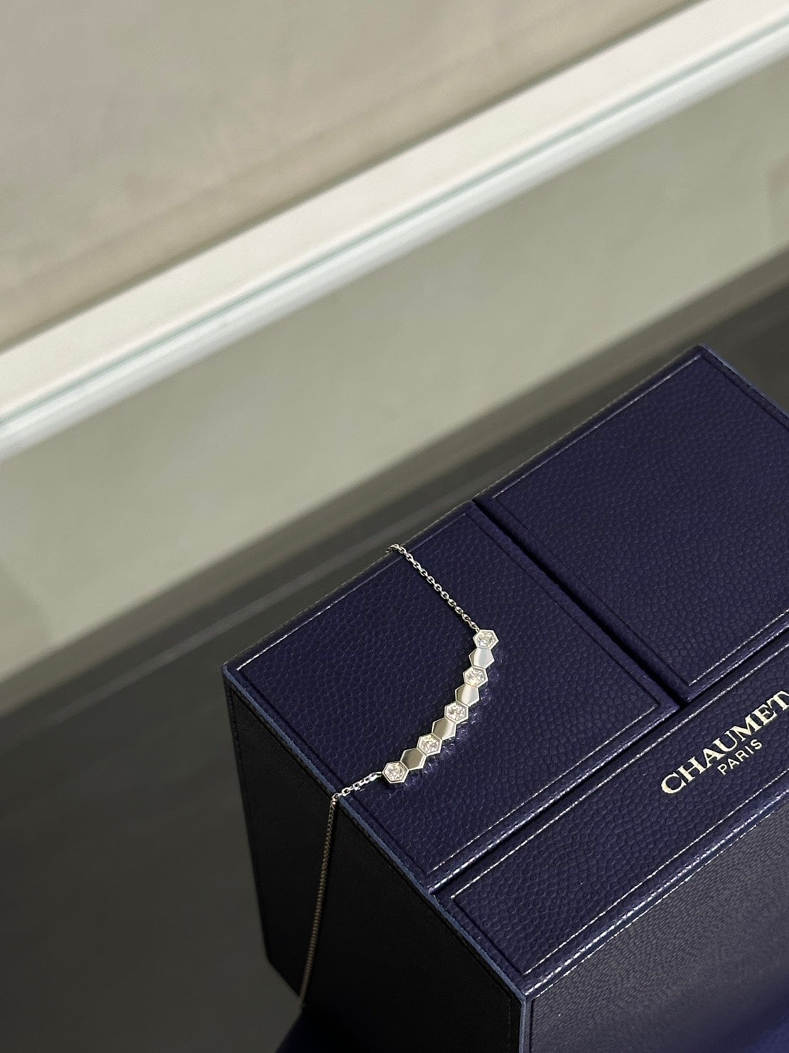 CHAUMET Bee de Chaumet 18K白金鑽石項鍊