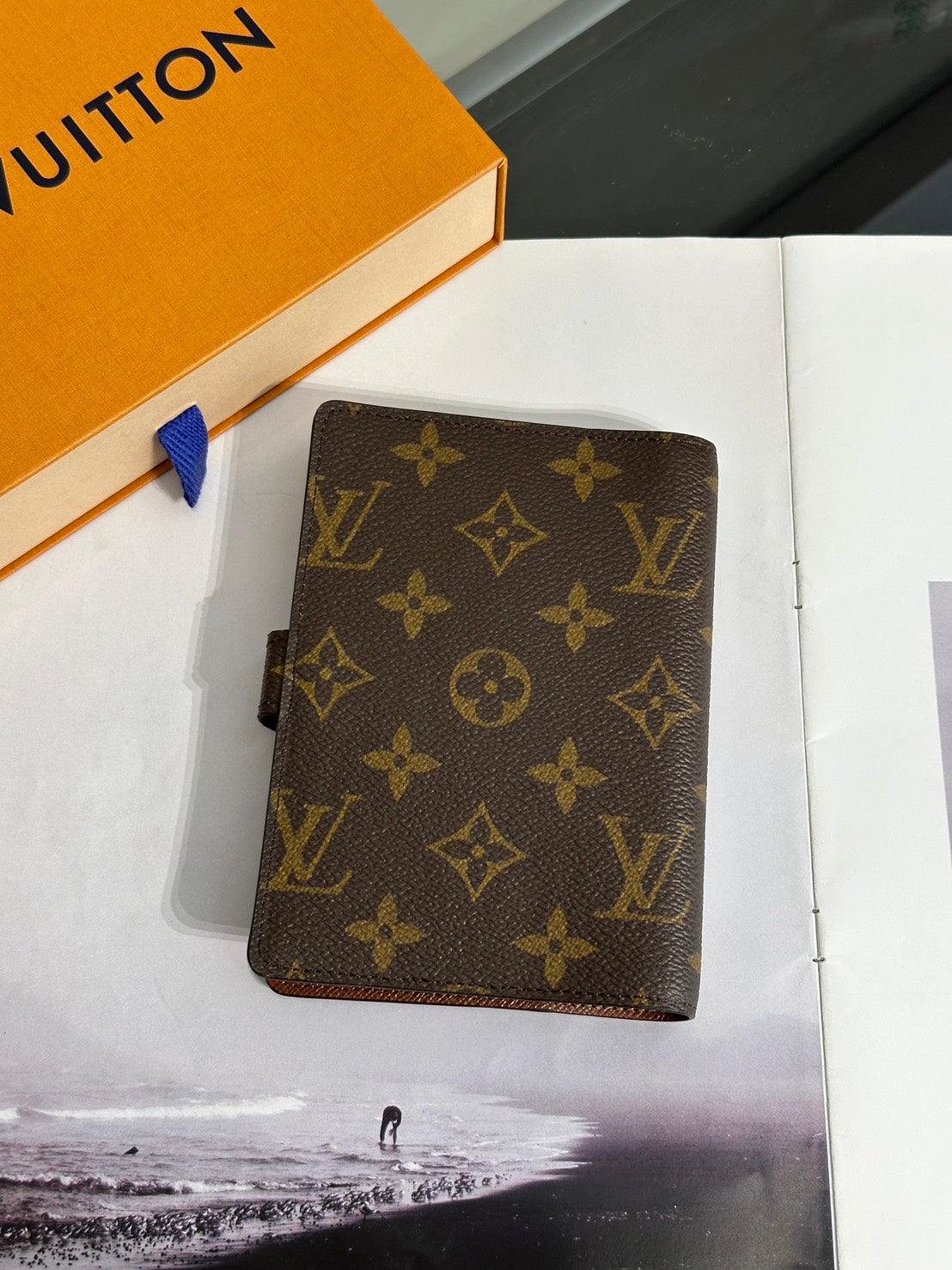 LOUIS VUITTON 經典老花六孔活頁手帳本 / 筆袋