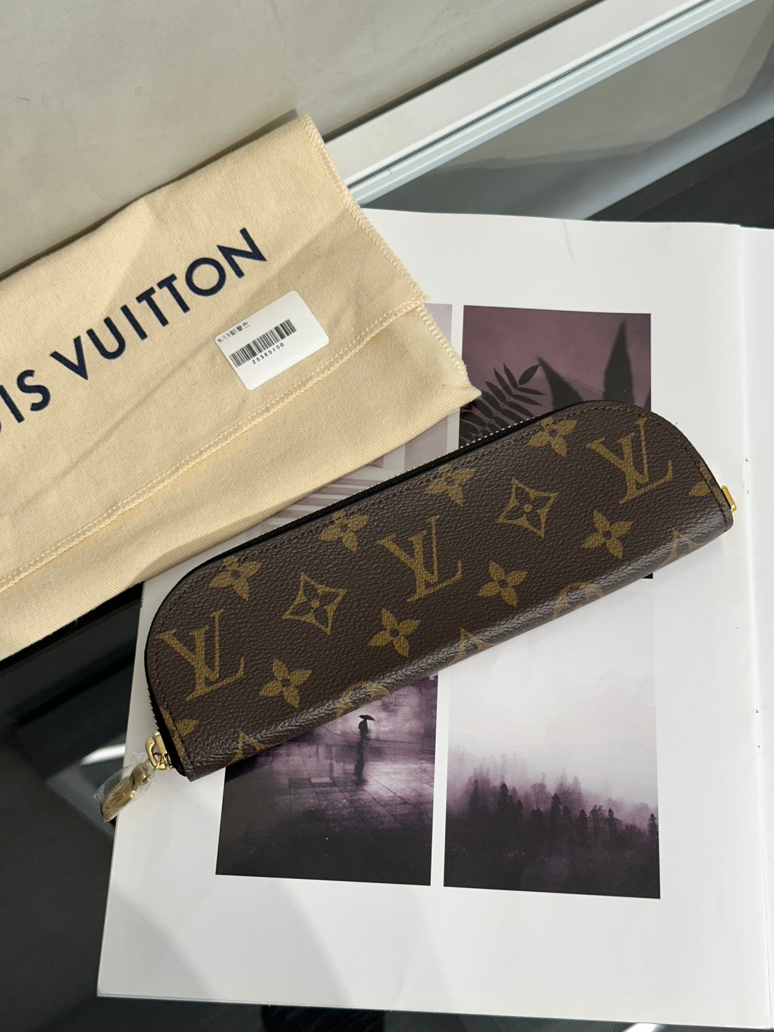 LOUIS VUITTON 經典老花六孔活頁手帳本 / 筆袋