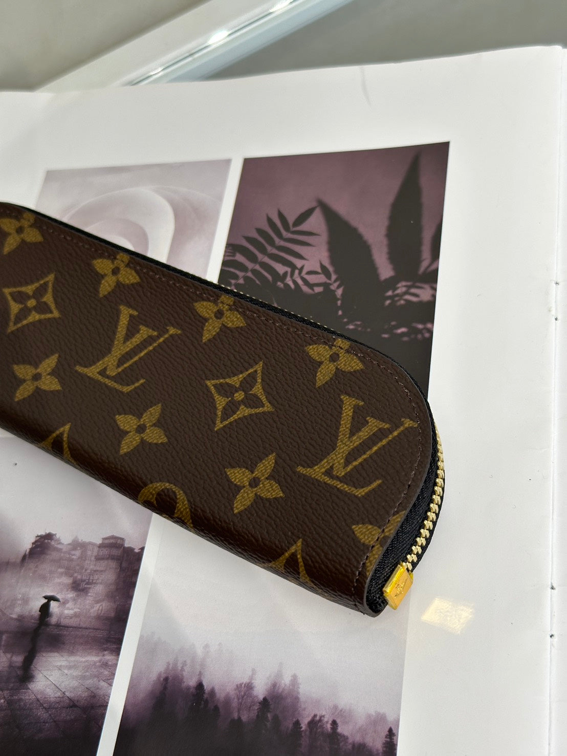 LOUIS VUITTON 經典老花六孔活頁手帳本 / 筆袋