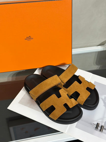 HERMES Chypre 拖鞋 -  麂皮棕 36.5