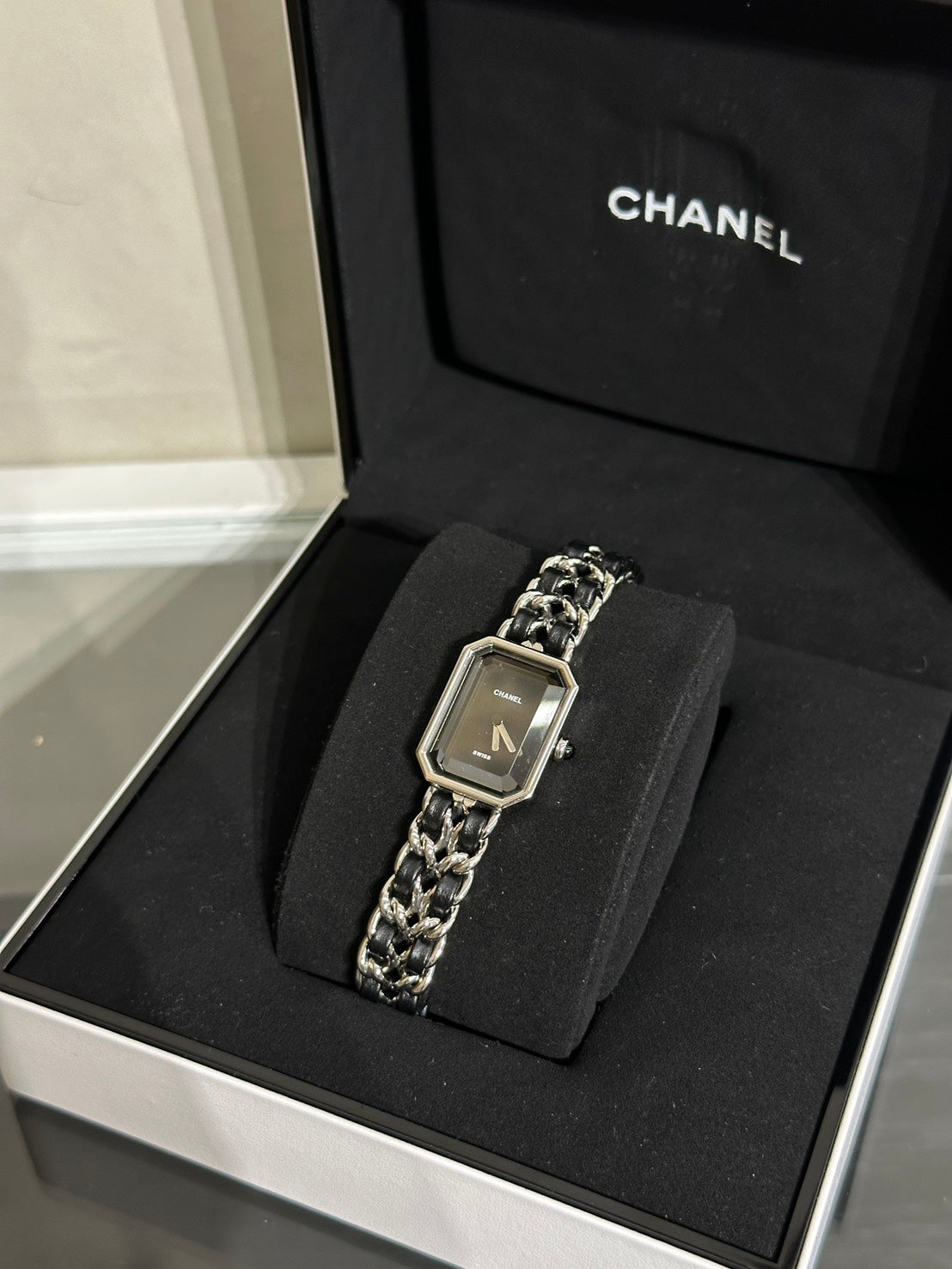 CHANEL 經典Premiers Rock皮穿鍊方糖腕錶 - S黑銀