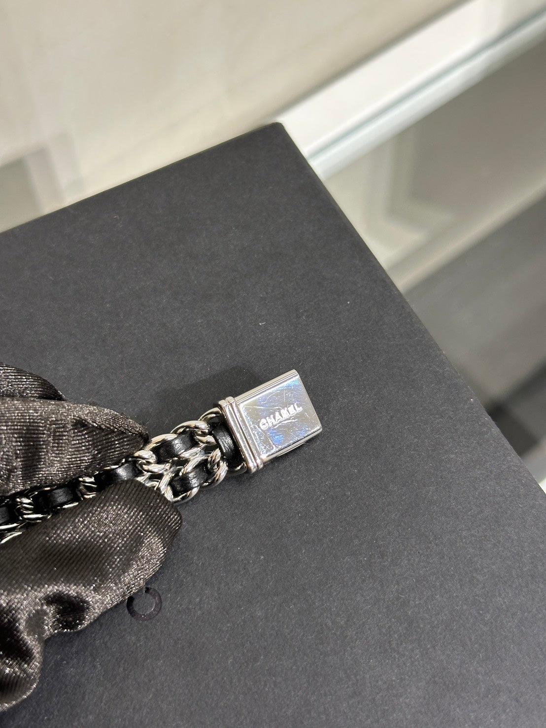 CHANEL 經典Premiers Rock皮穿鍊方糖腕錶 - S黑銀