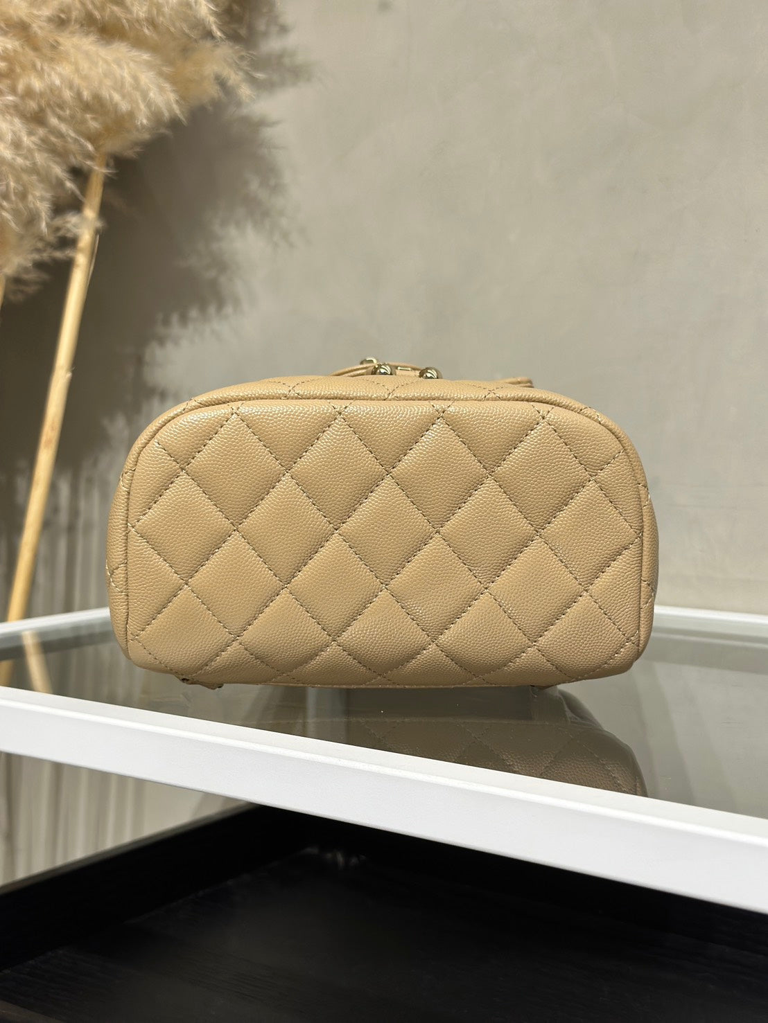 CHANEL 薩爾茨堡雙肩包 - 小號米金
