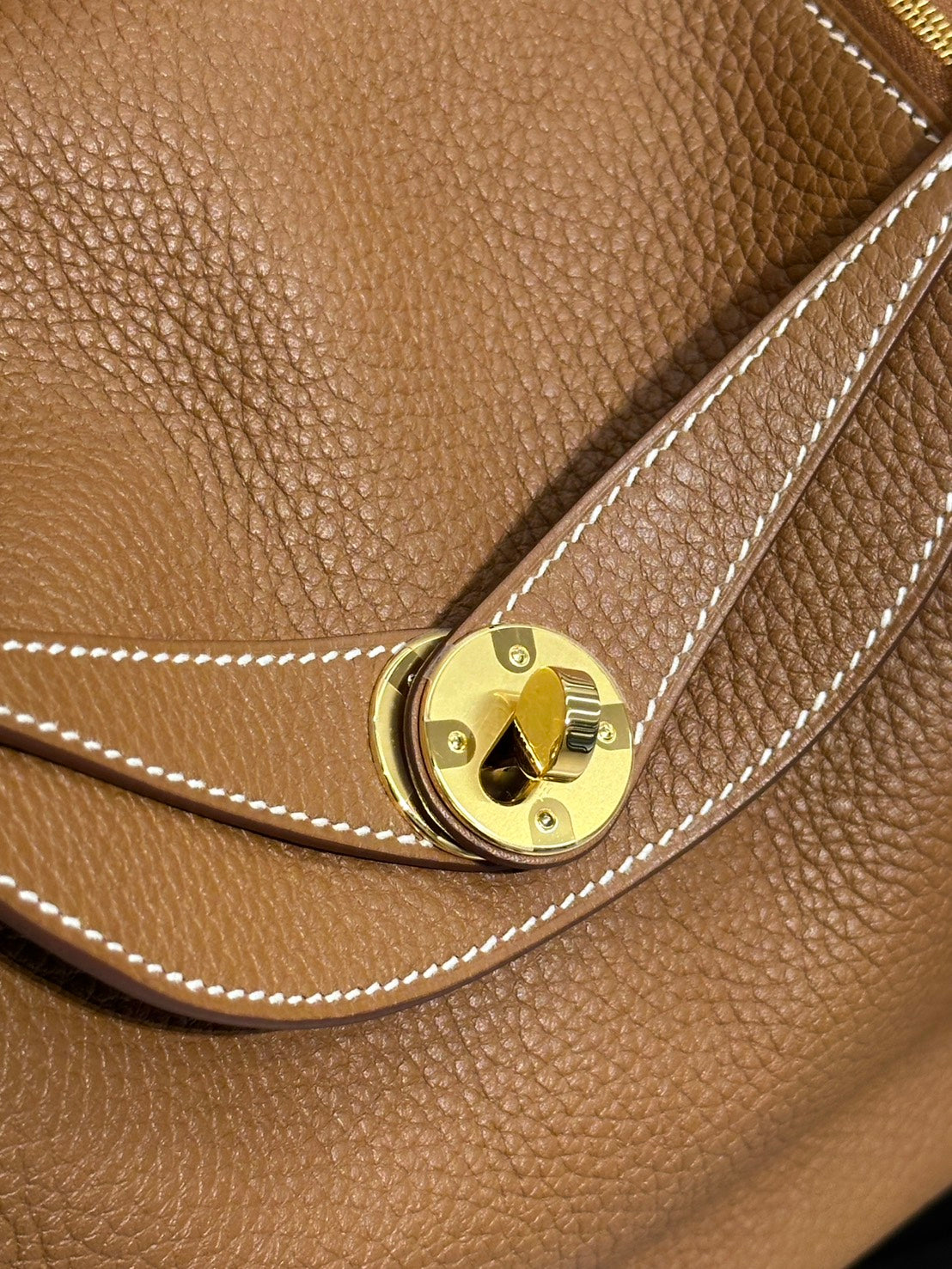 HERMES Lindy 26 - Gold 37 金棕金 Z
