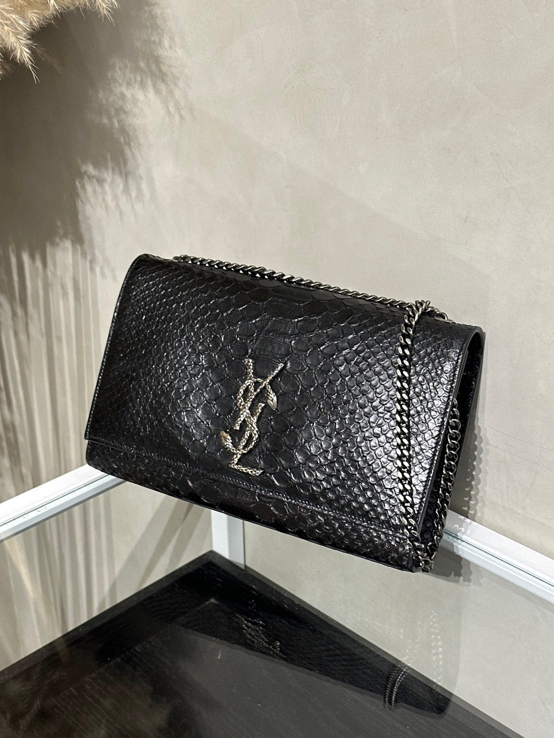 YSL 蛇皮壓紋鍊包 - 黑銀