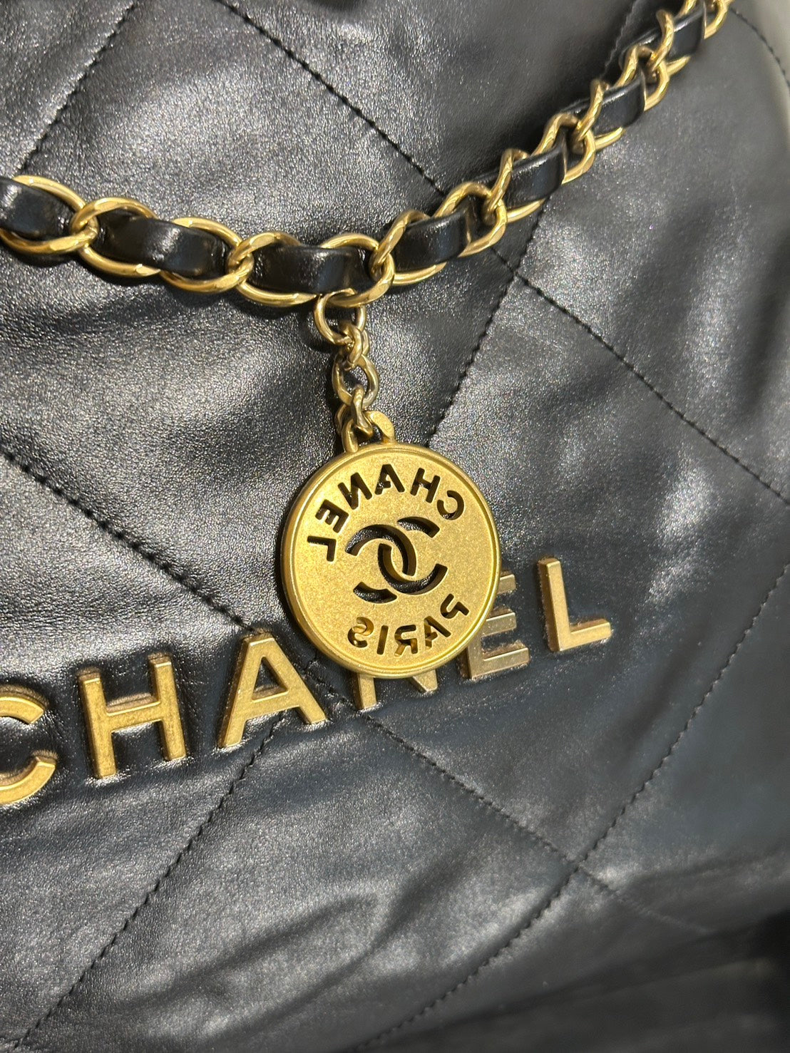 CHANEL 22 Bag - 中號黑金