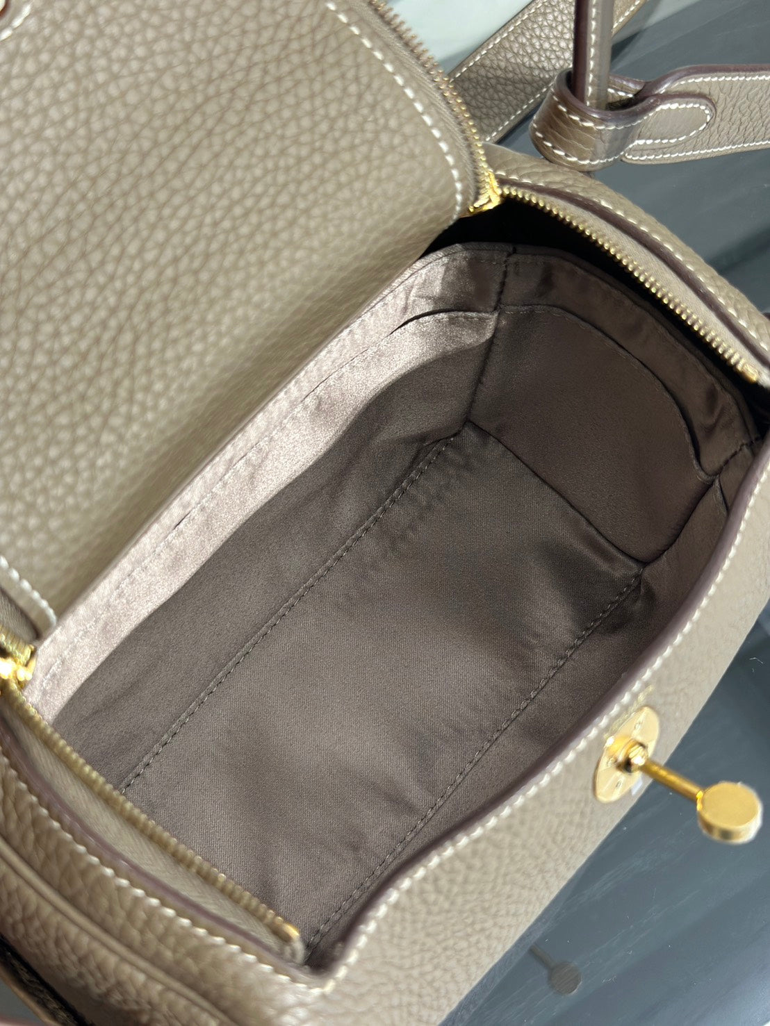 HERMES Mini Lindy - Etoupe 18 大象灰金 Y