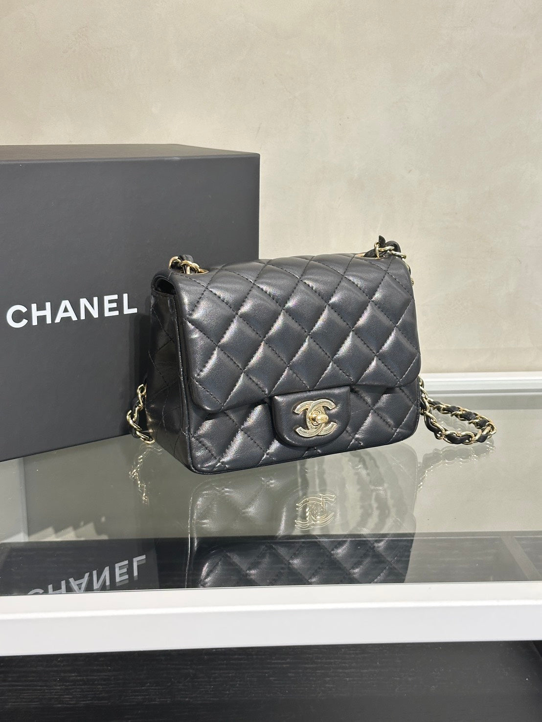 CHANEL 經典口蓋包方胖子 17 - 黑金23開