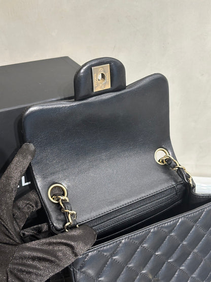 CHANEL 經典口蓋包方胖子 17 - 黑金23開