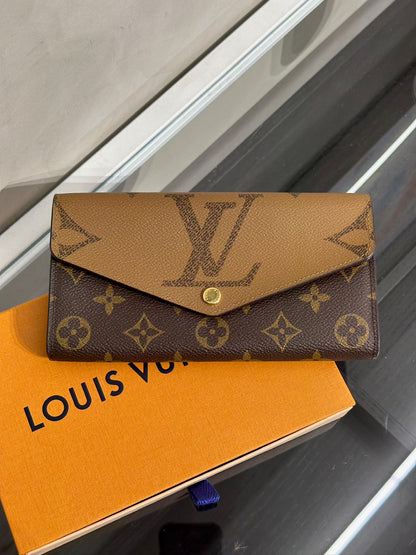LOUIS VUITTON Sarah信封雙折拚色長夾