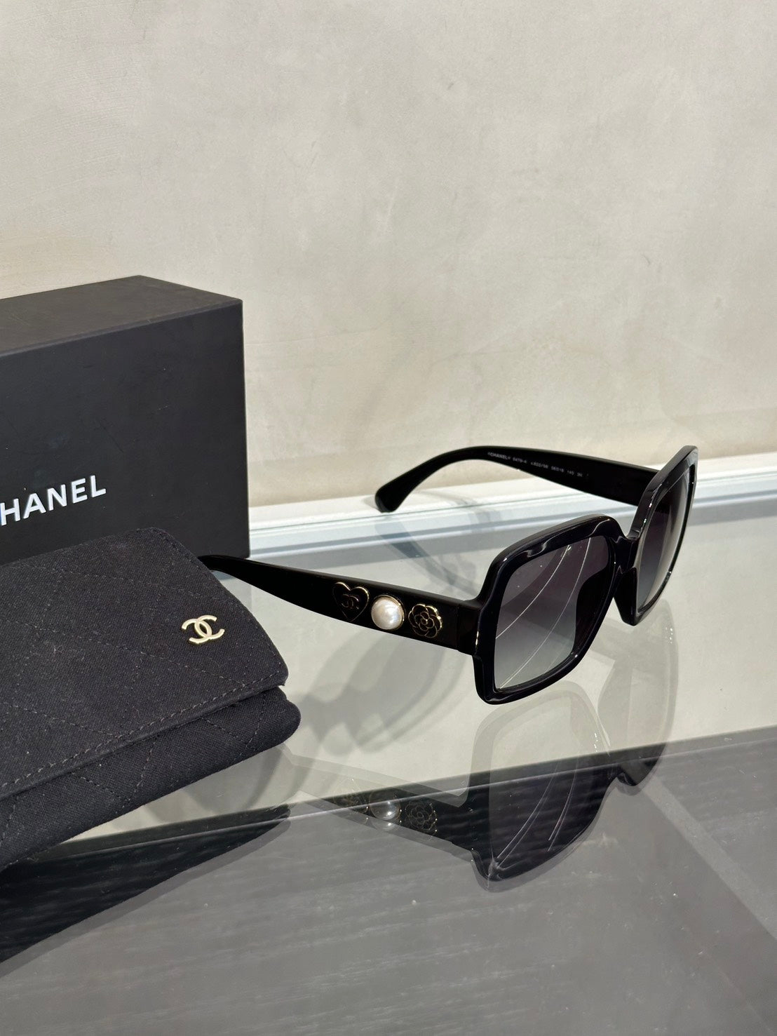 CHANEL 經典元素太陽眼鏡