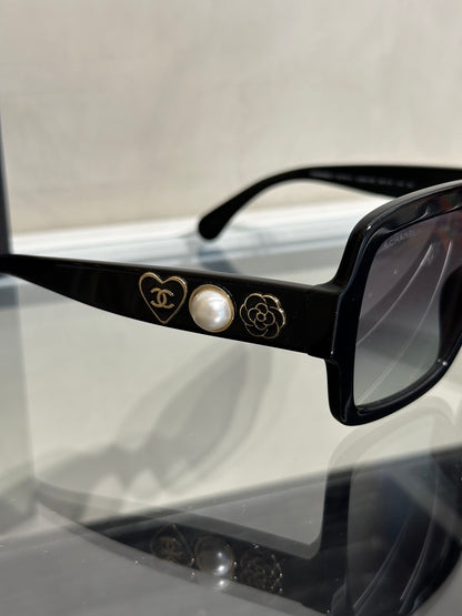 CHANEL 經典元素太陽眼鏡