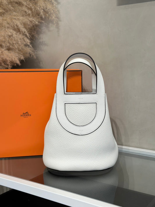 HERMES In The Loop 18 - New White 0U 新白銀 B